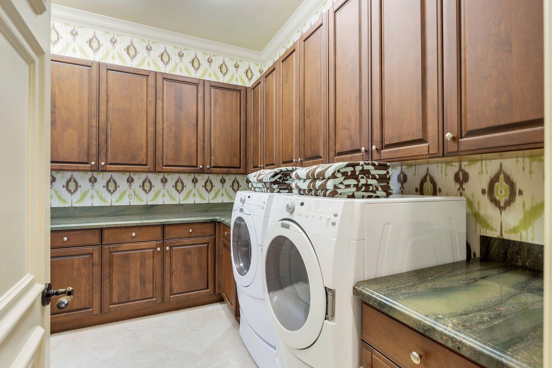 OLD PALM 4 - Residential