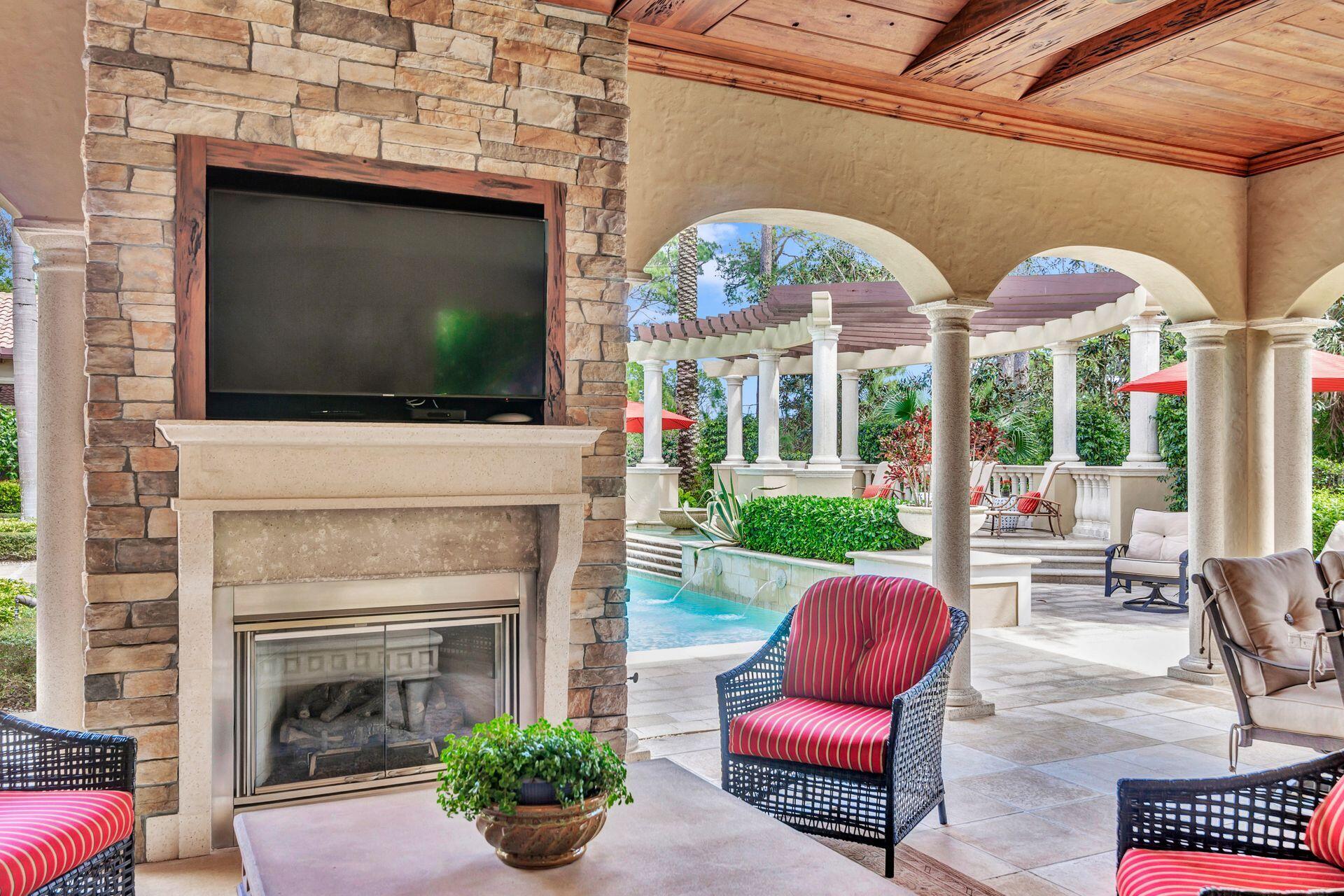 OLD PALM 4 - Residential