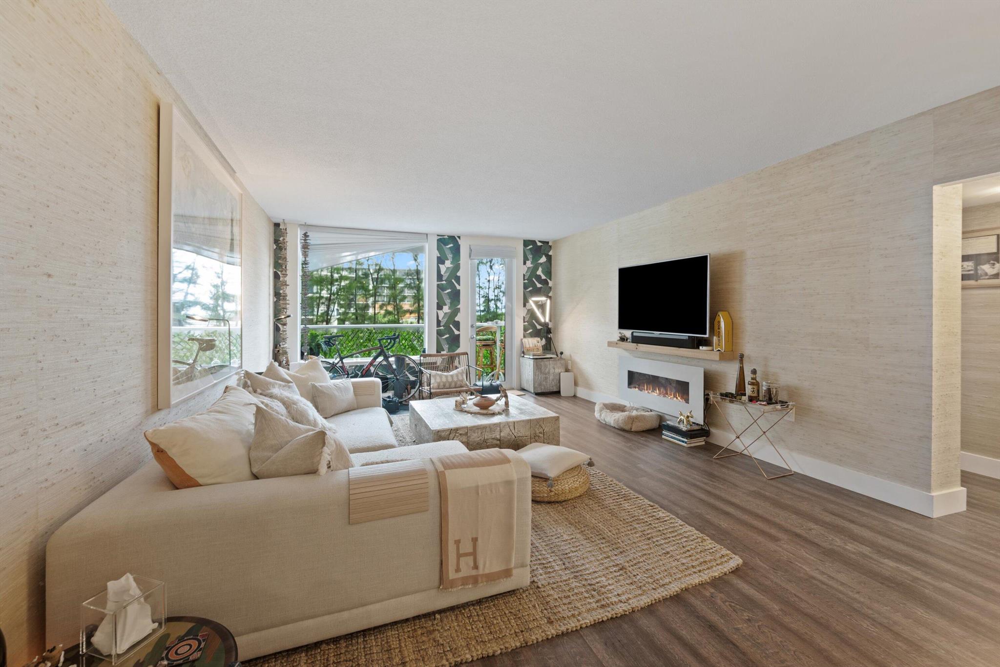 PATRICIAN OF PALM BEACH C - Residential Lease
