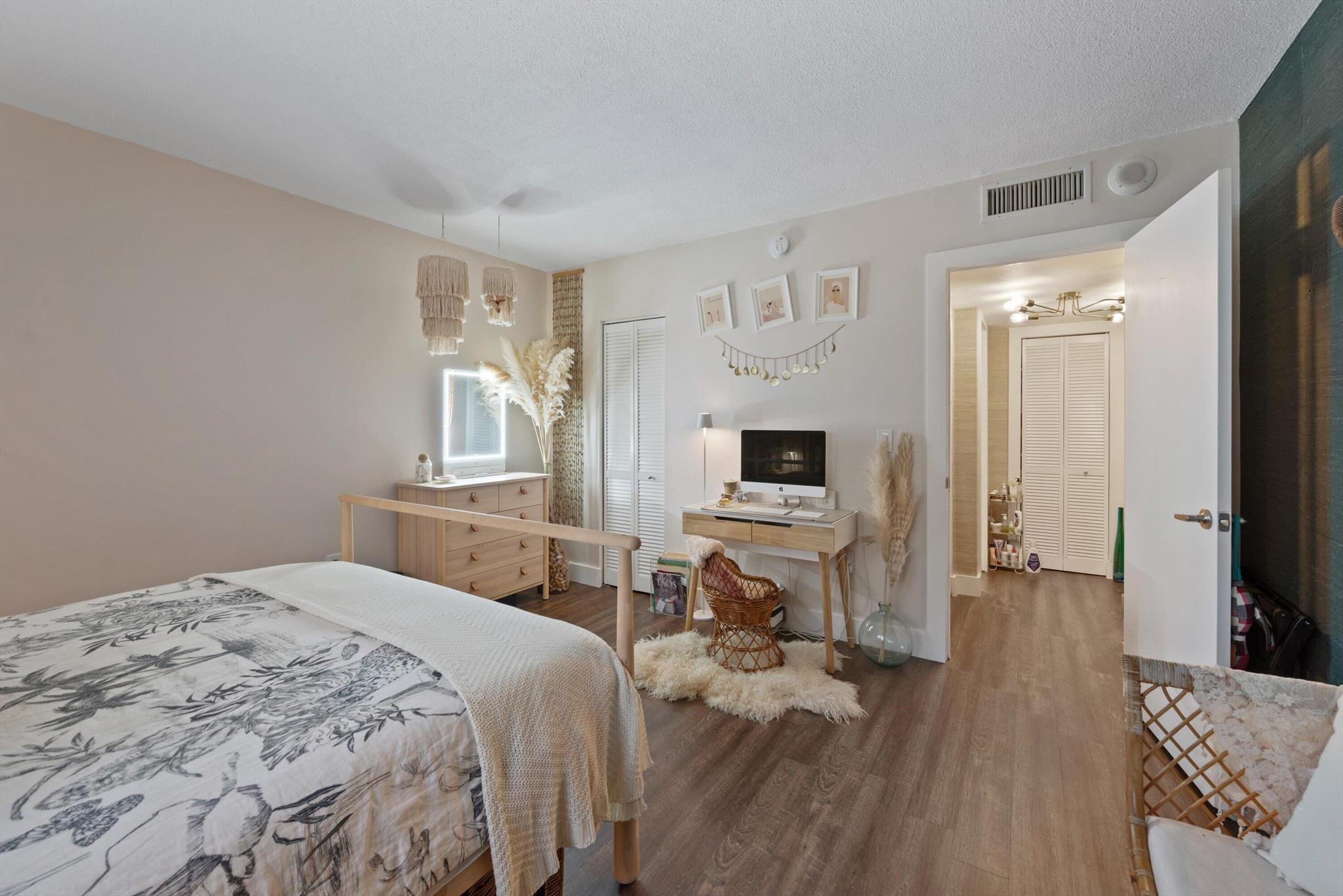 PATRICIAN OF PALM BEACH C - Residential Lease