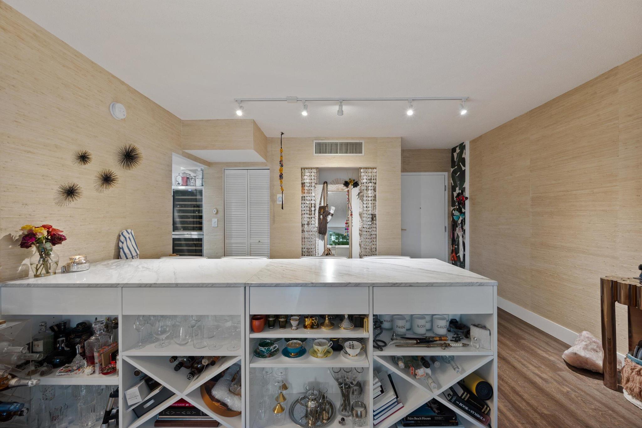 PATRICIAN OF PALM BEACH C - Residential Lease