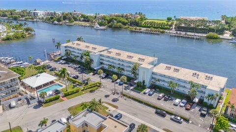 Tiny photo for 2758 NE 30th Avenue #3B, Lighthouse Point, FL 33064 (MLS # B26072301)