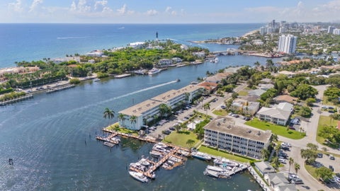 Tiny photo for 2758 NE 30th Avenue #3B, Lighthouse Point, FL 33064 (MLS # B26072301)
