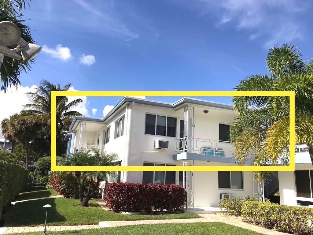 Photo of 3201 SE 12th Street #B4, Pompano Beach, FL 33062 (MLS # B26022777)