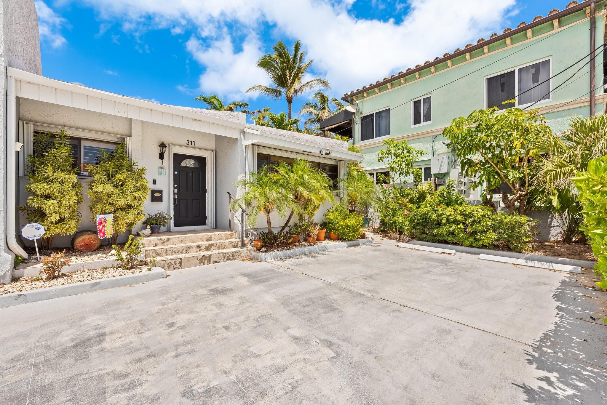 311 Jackson St 1