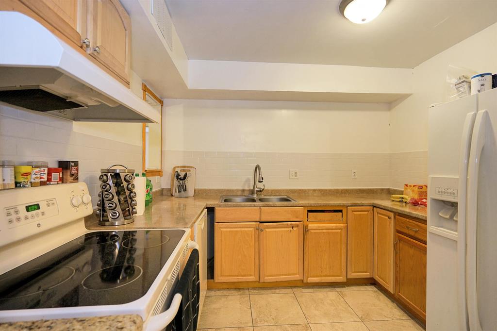 BENT TREE GARDENS WEST CONDO - Residential