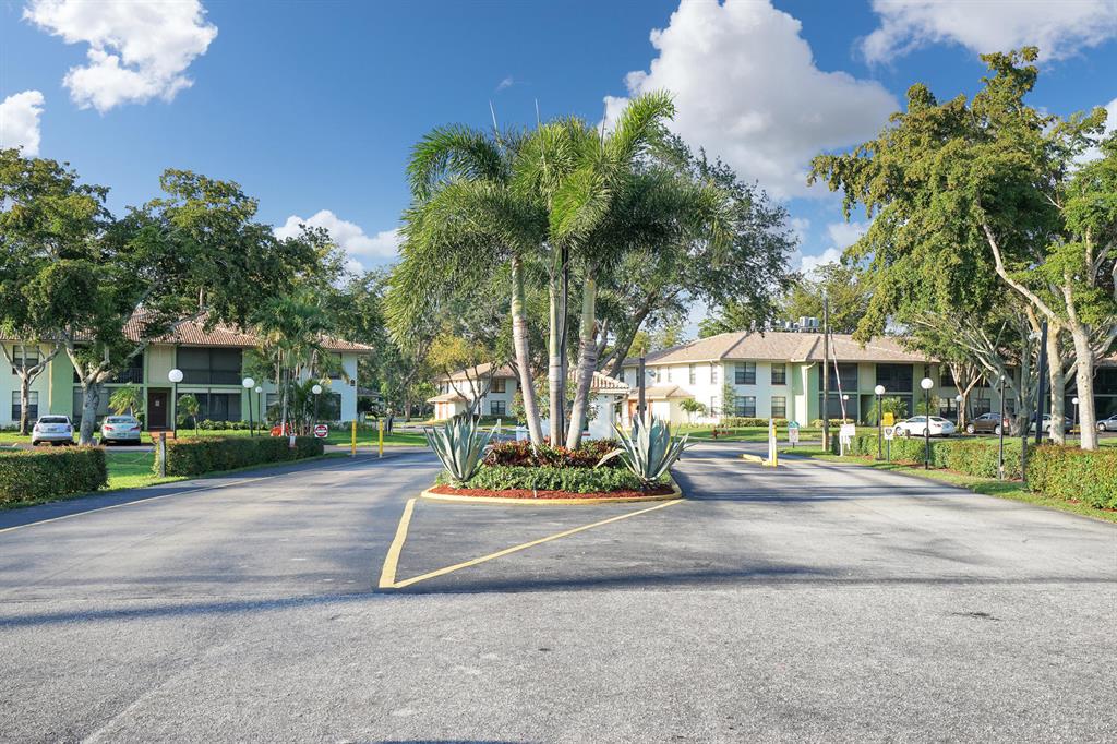 BENT TREE GARDENS WEST CONDO - Residential