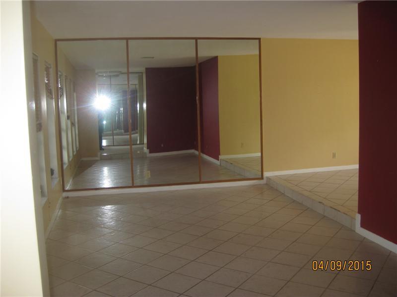 MAPLEWOOD - Residential