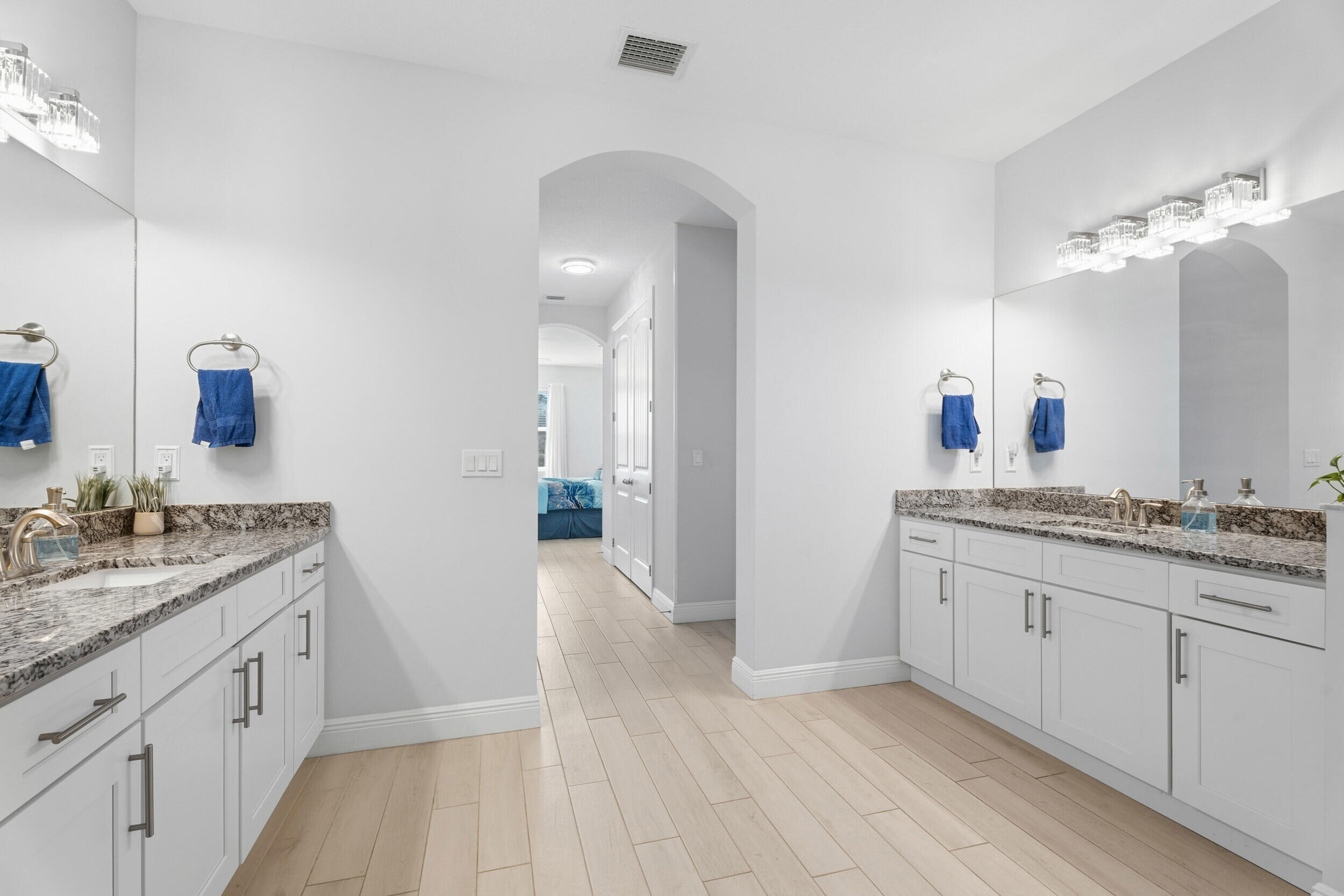 PORT ST LUCIE SECTION 33 - Residential