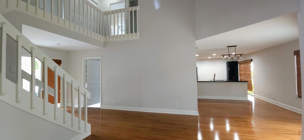 Photo of 12570 Shoreside Lane, Wellington, FL 33414 (MLS # R11114864)