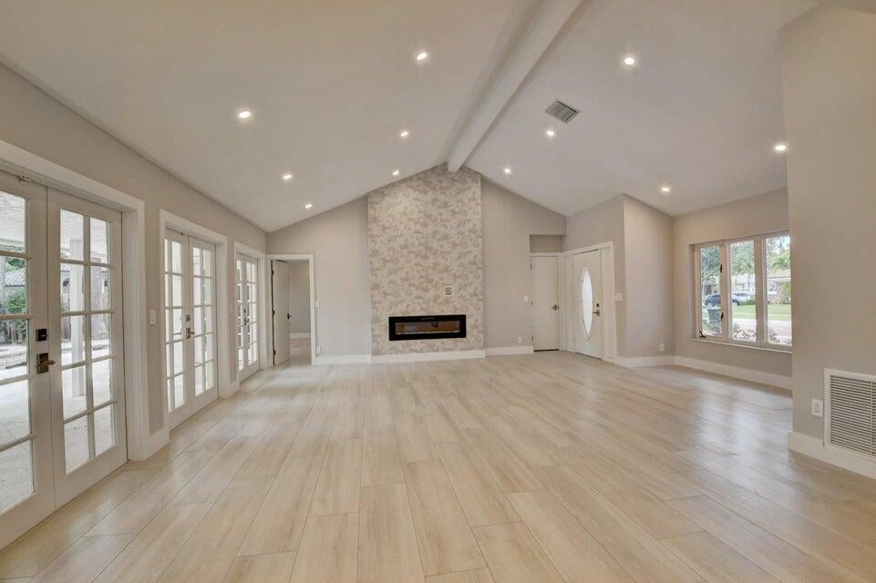 Photo of 6813 Viento Way, Boca Raton, FL 33433 (MLS # R10968203)