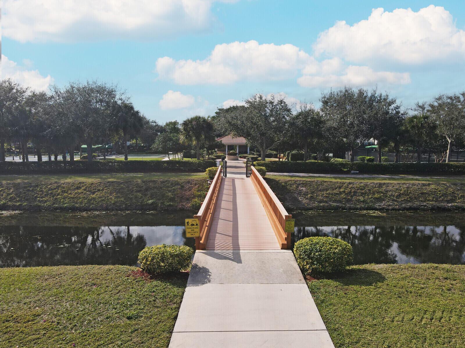 TUSCANY BAY - Residential