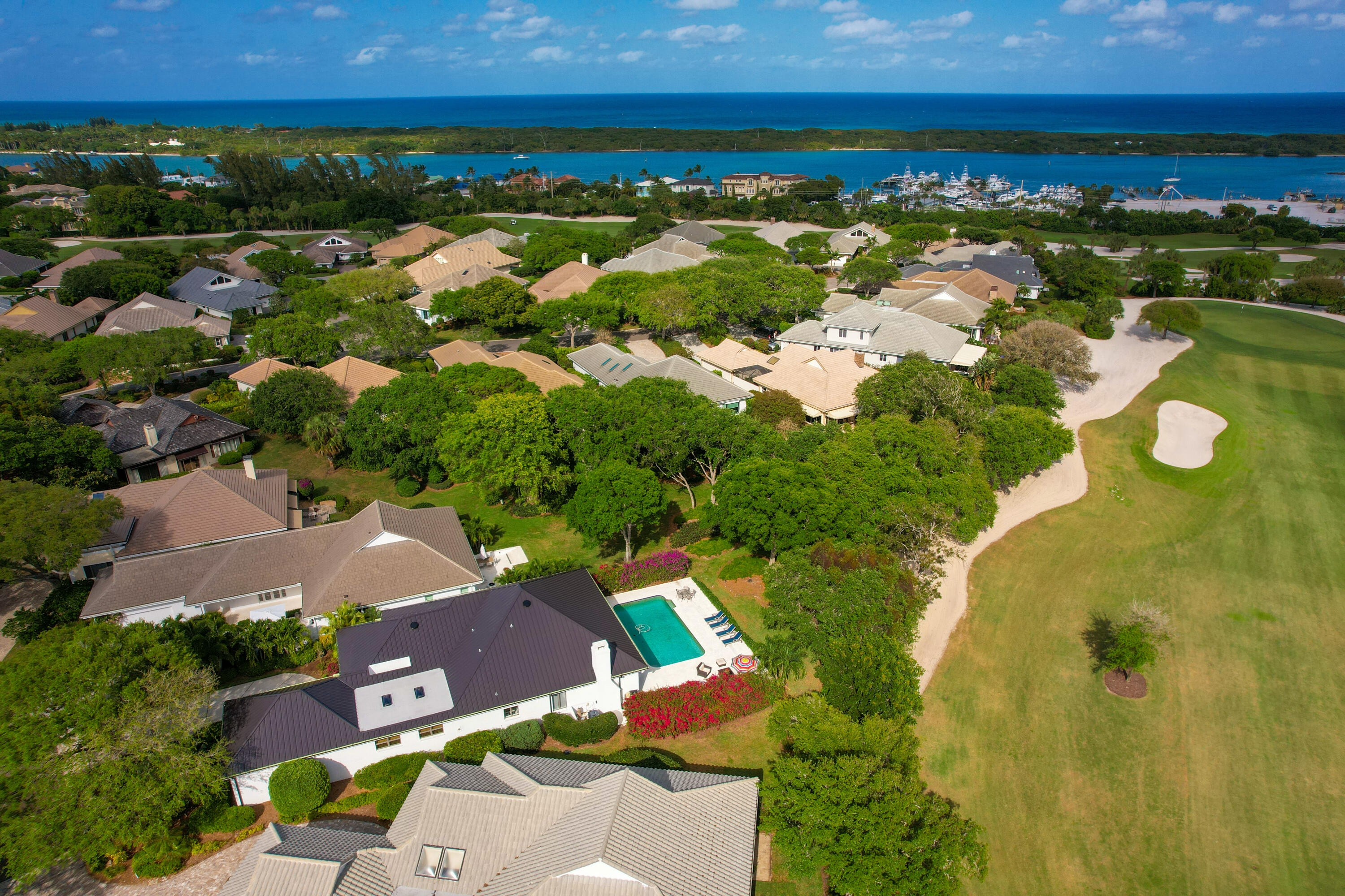 JUPITER HILLS - Residential