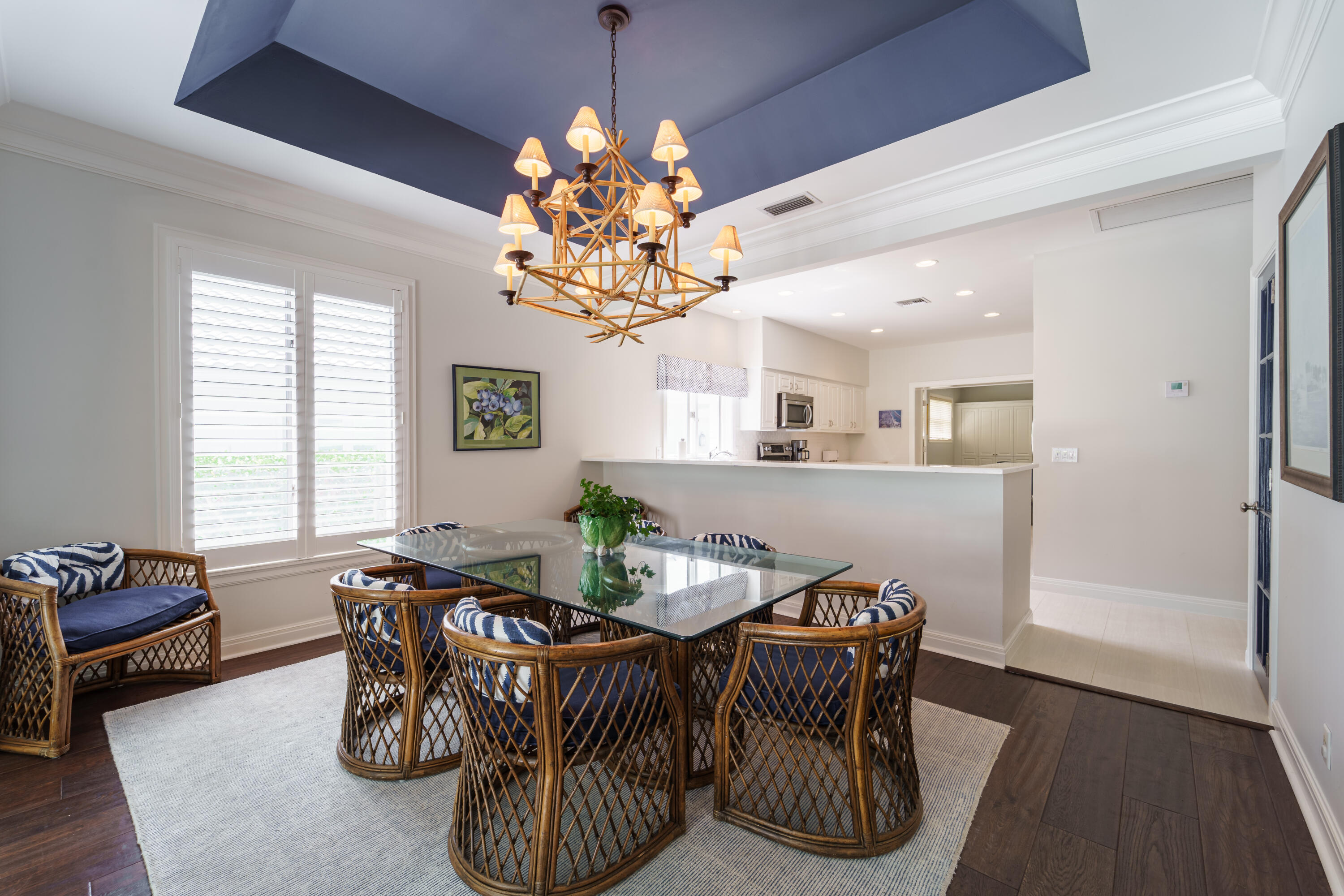 JUPITER HILLS - Residential