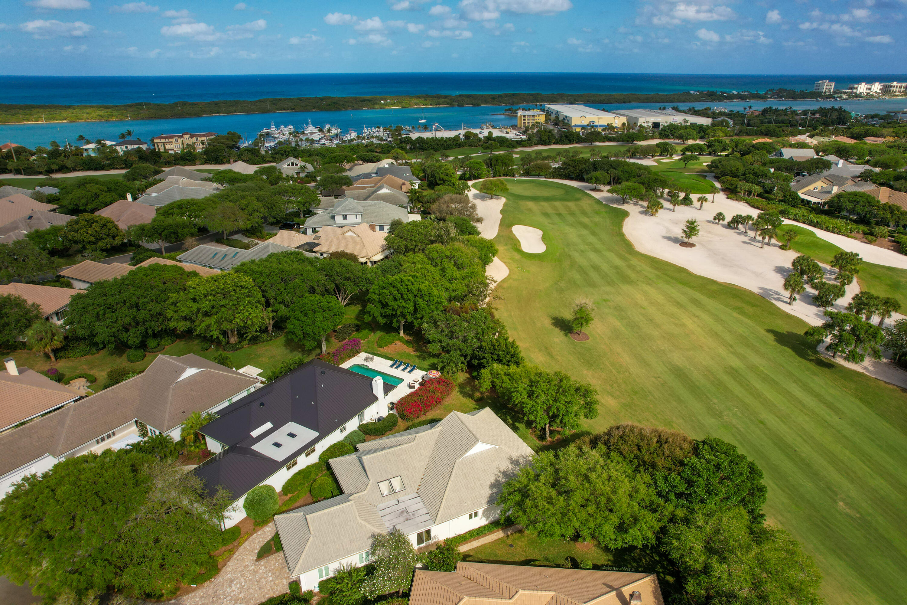 JUPITER HILLS - Residential