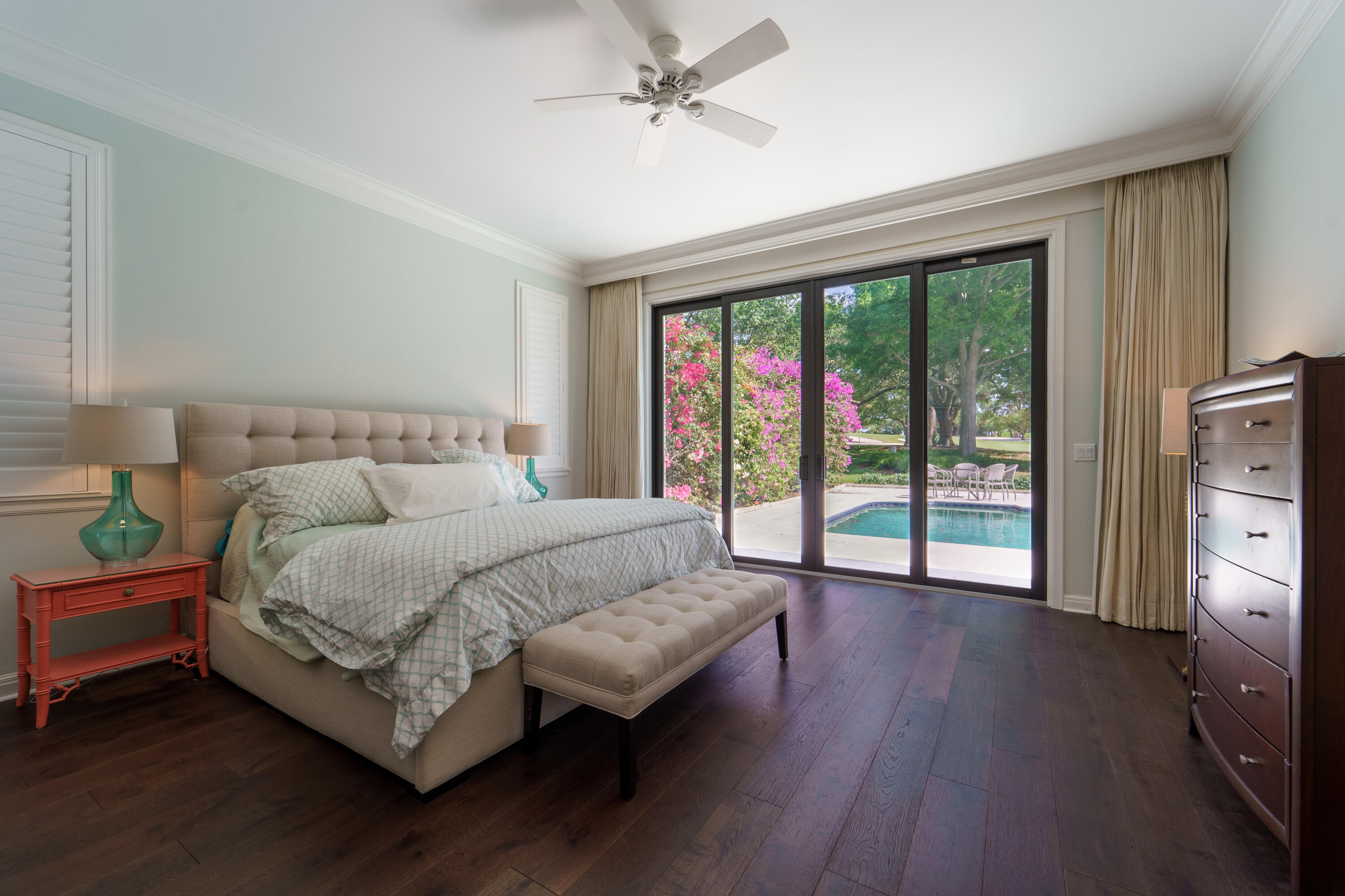 JUPITER HILLS - Residential