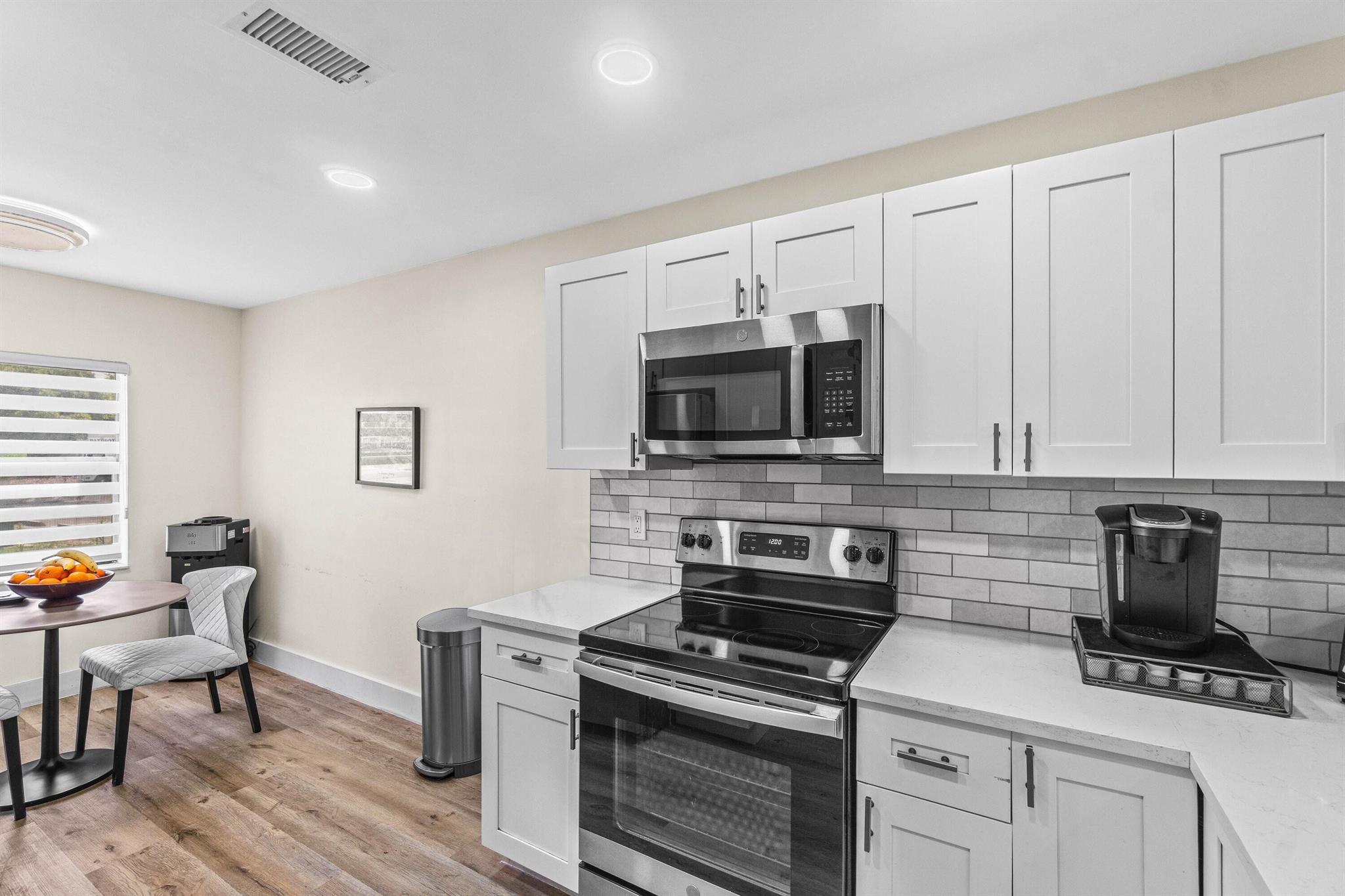 STRATFORD AT HUNTERS RUN - Residential