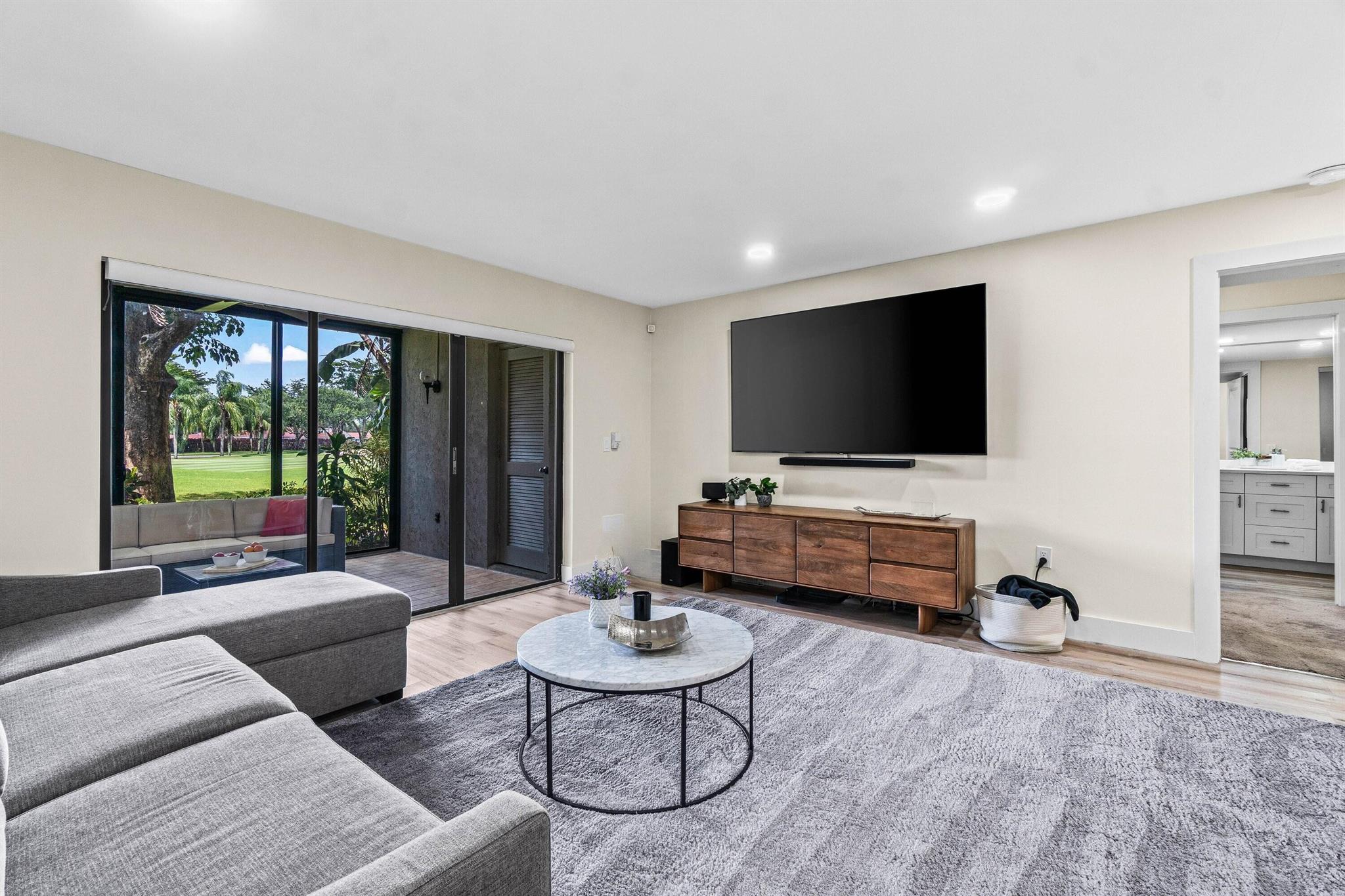 STRATFORD AT HUNTERS RUN - Residential
