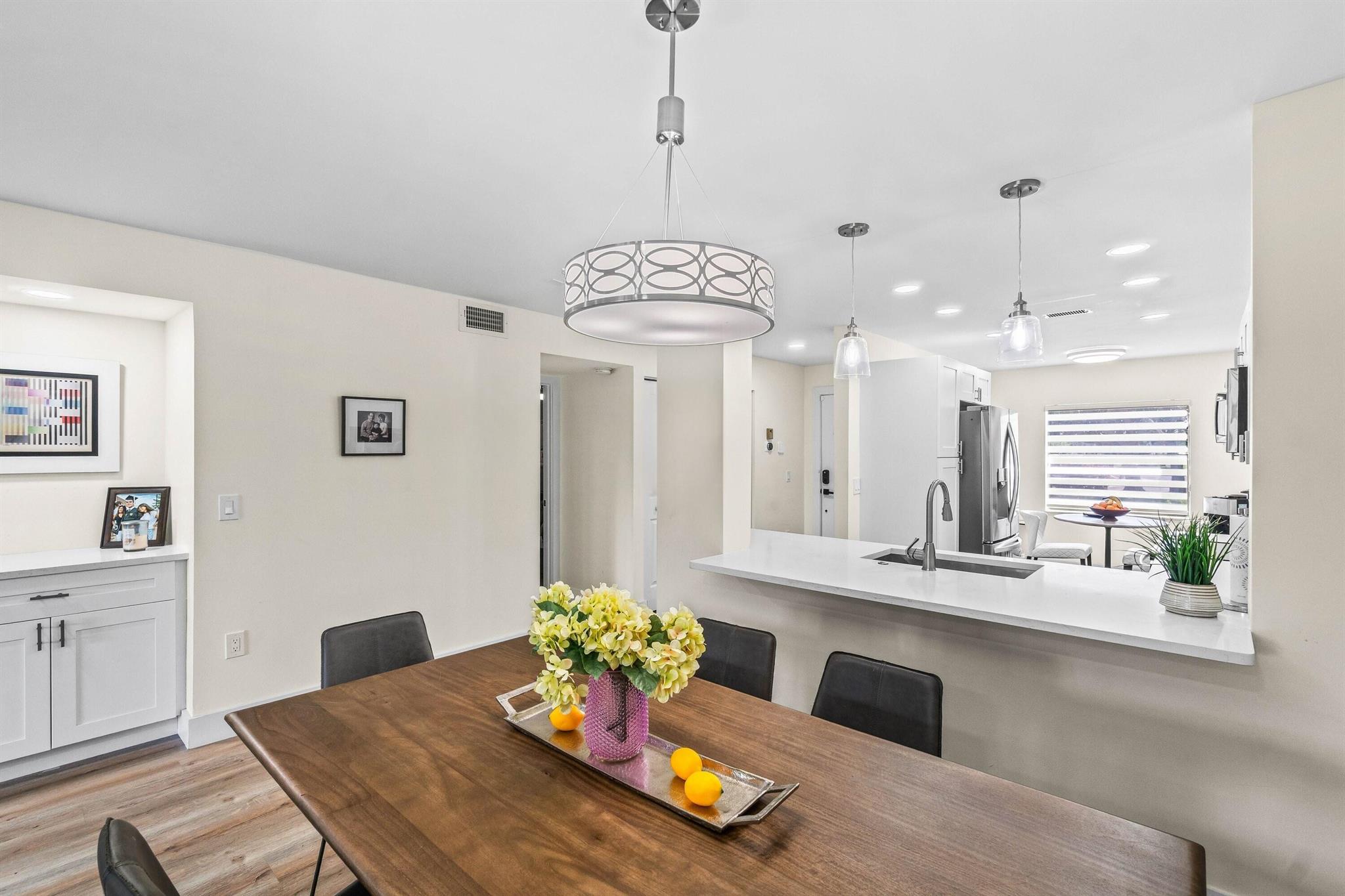 STRATFORD AT HUNTERS RUN - Residential