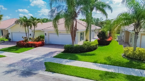 Photo of 11216 SW Pembroke Drive, Port Saint Lucie, FL 34987 (MLS # B26045383)