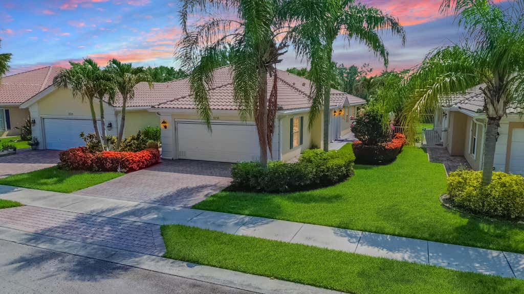 Photo of 11216 SW Pembroke Drive, Port Saint Lucie, FL 34987 (MLS # B26045383)