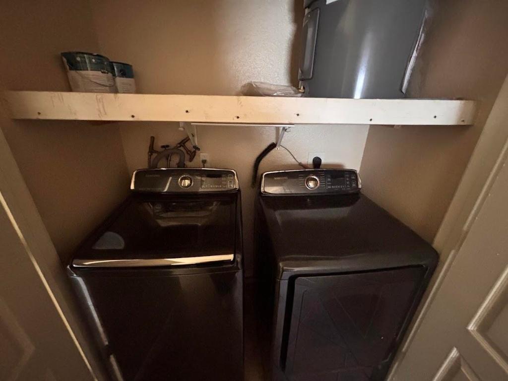 KENWOOD - Residential Lease