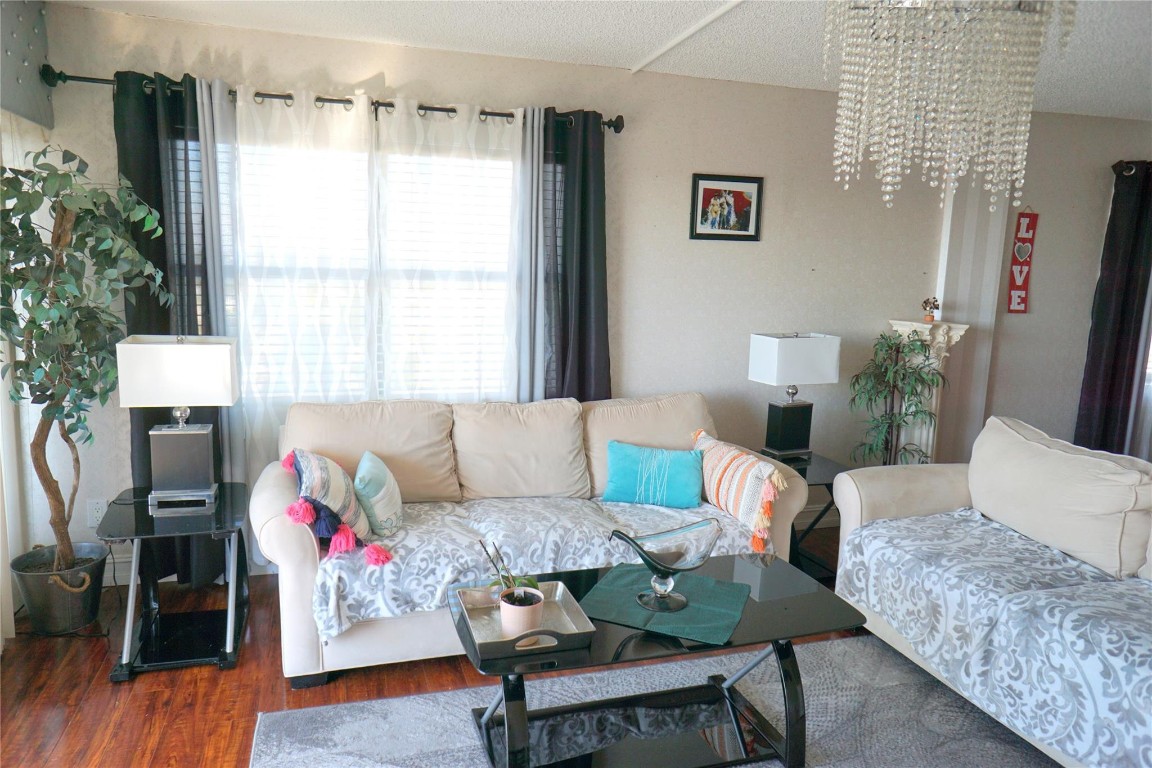 801 S Federal Highway 1109