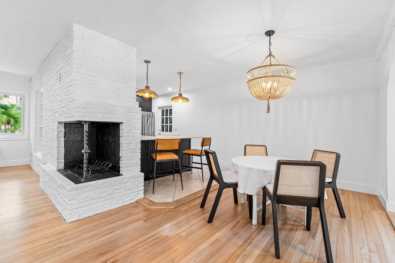 COASTAL SHORES WEST - Residential Lease