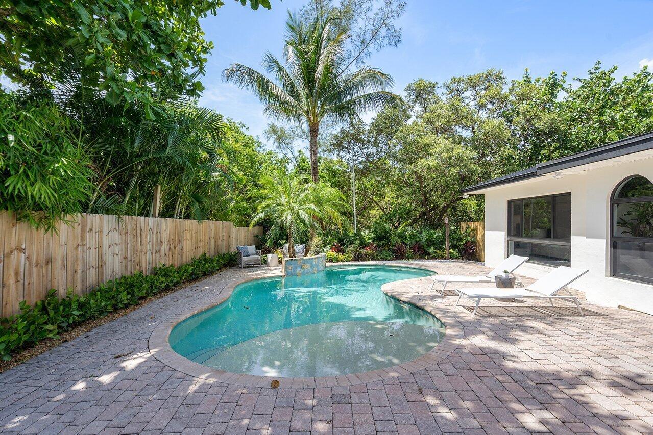 COASTAL SHORES WEST - Residential Lease
