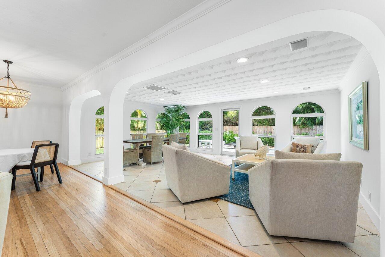 COASTAL SHORES WEST - Residential Lease