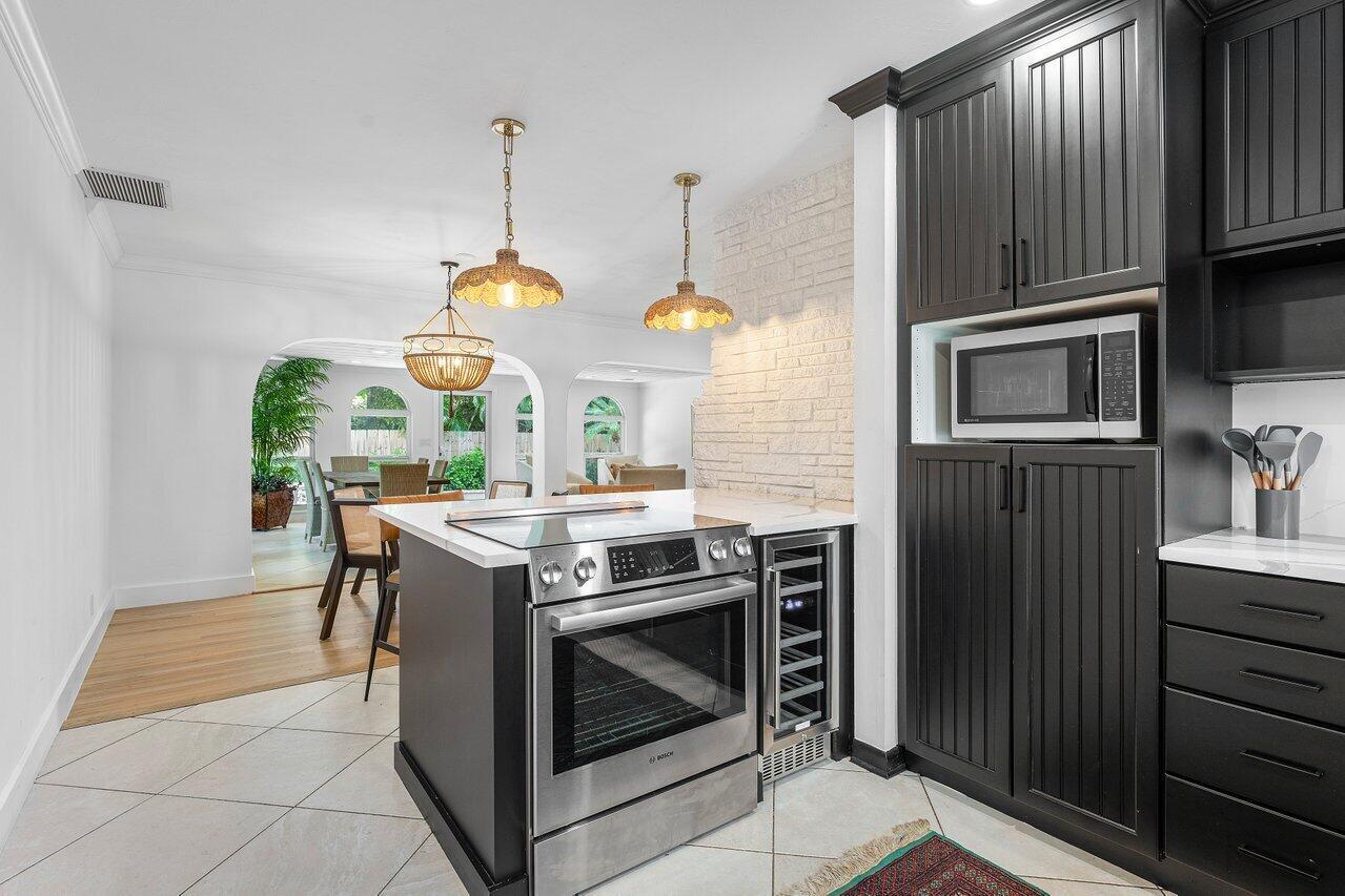 COASTAL SHORES WEST - Residential Lease