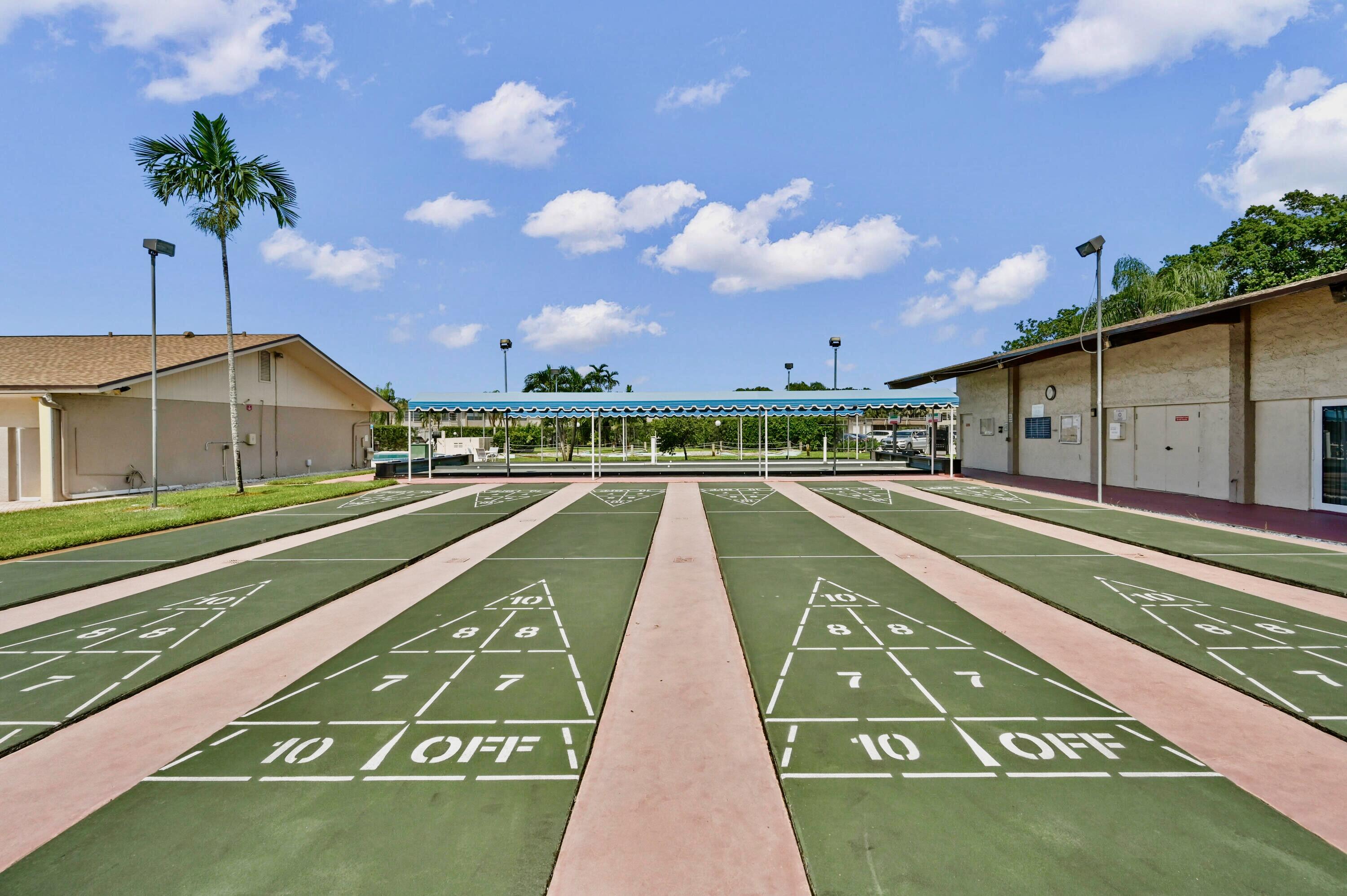 LAKESIDE VILLAGE CONDO 7 - Residential