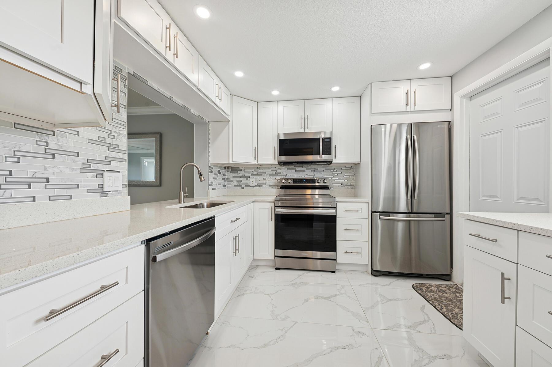 TROPIC BAY CONDO - Residential
