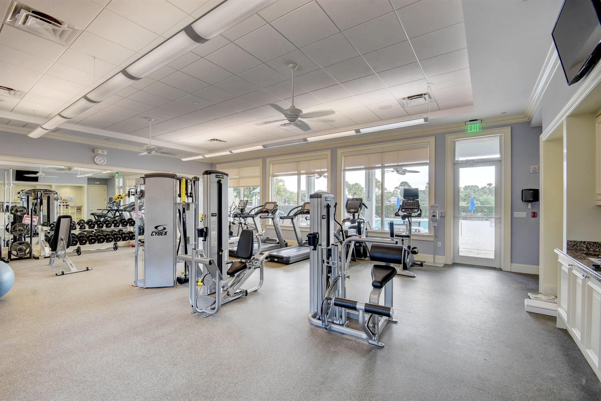 DELRAY DUNES - Residential