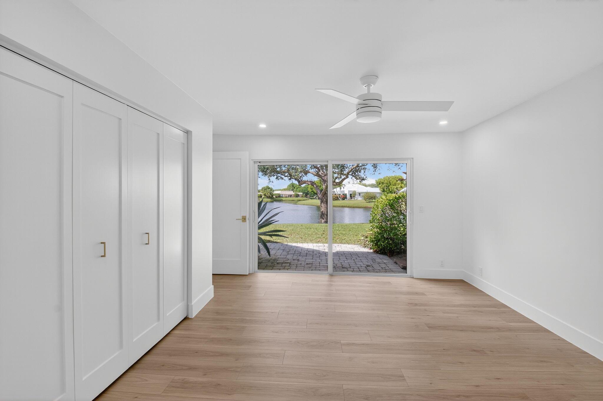 DELRAY DUNES - Residential