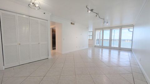 Tiny photo for 105 Lake Emerald DR #810, Oakland Park, FL 33309 (MLS # B26046459)
