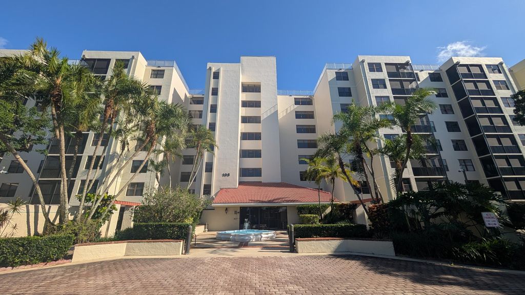 Photo of 105 Lake Emerald DR #810, Oakland Park, FL 33309 (MLS # B26046459)