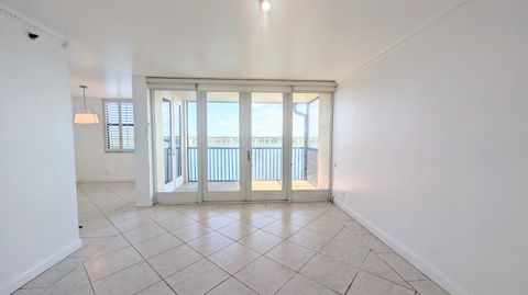 Tiny photo for 105 Lake Emerald DR #810, Oakland Park, FL 33309 (MLS # B26046459)