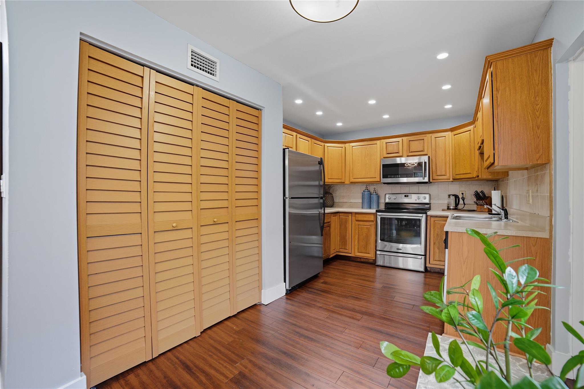 Bayberry - Residential