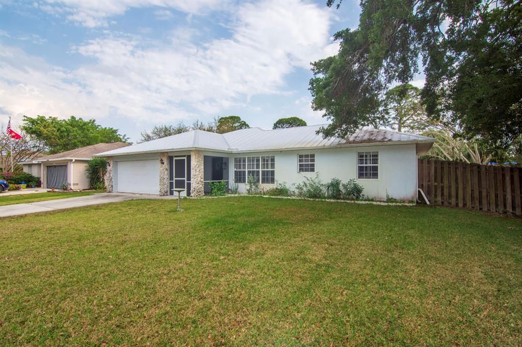 Photo of 6505 Pensacola Road, Fort Pierce, FL 34951 (MLS # R10878106)