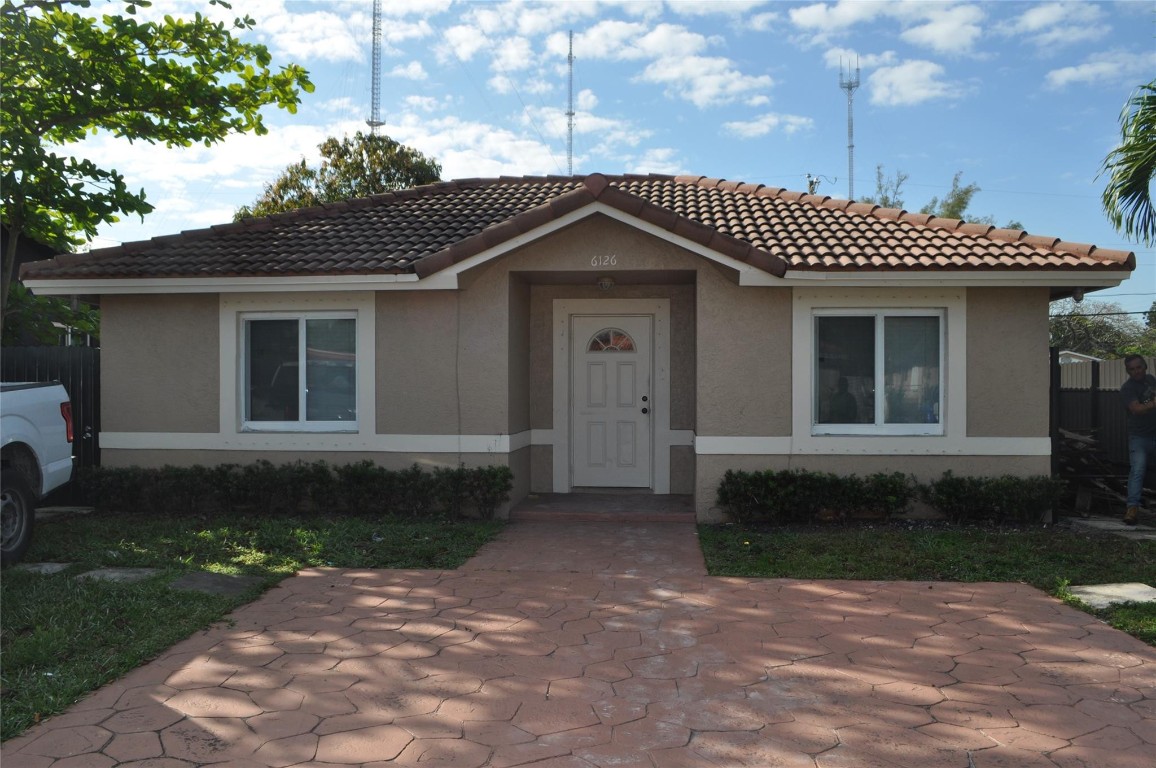 Sun Land Park 25-30 B - Residential