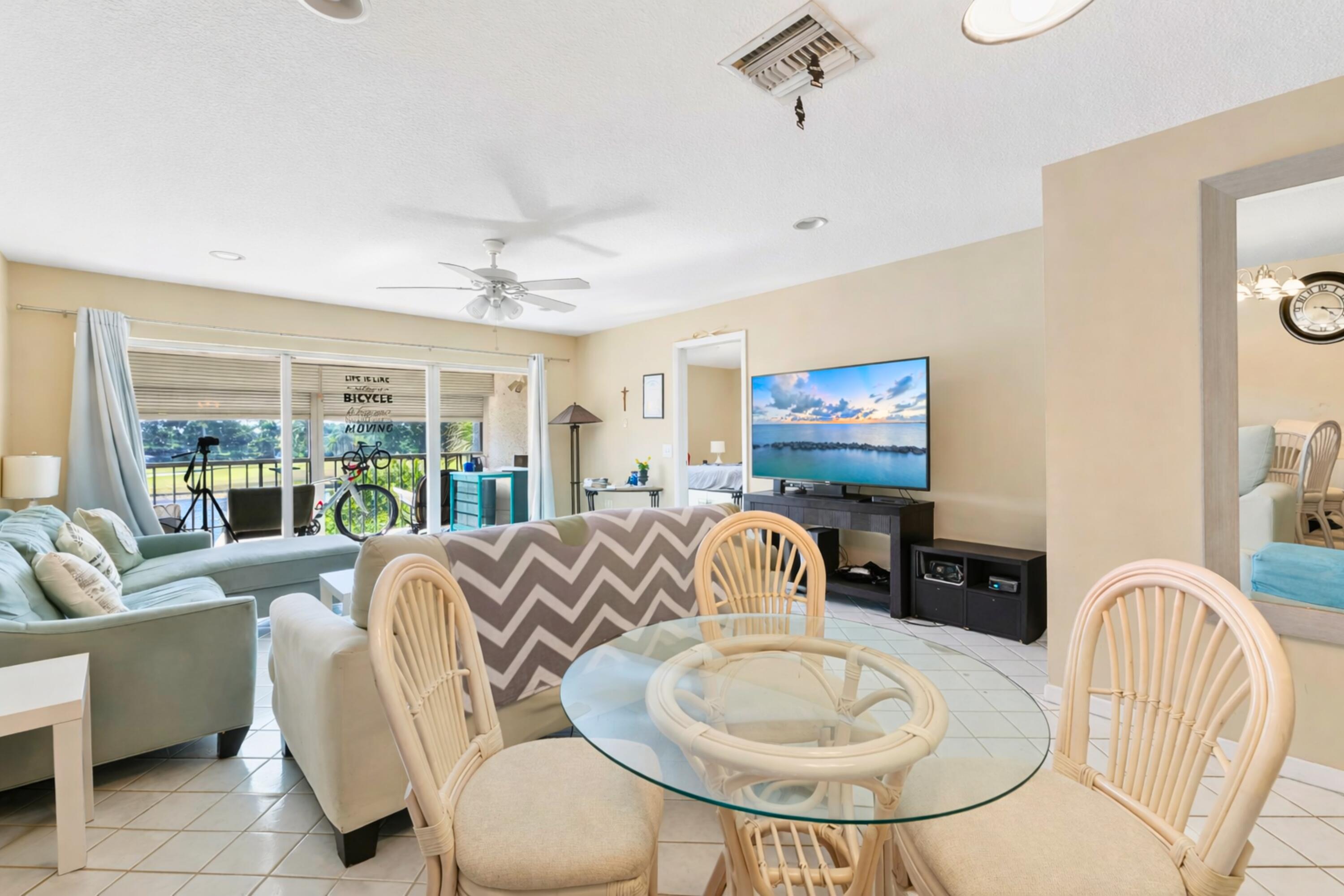 FOUNTAINS OF PALM BEACH CONDO 5 - Residential