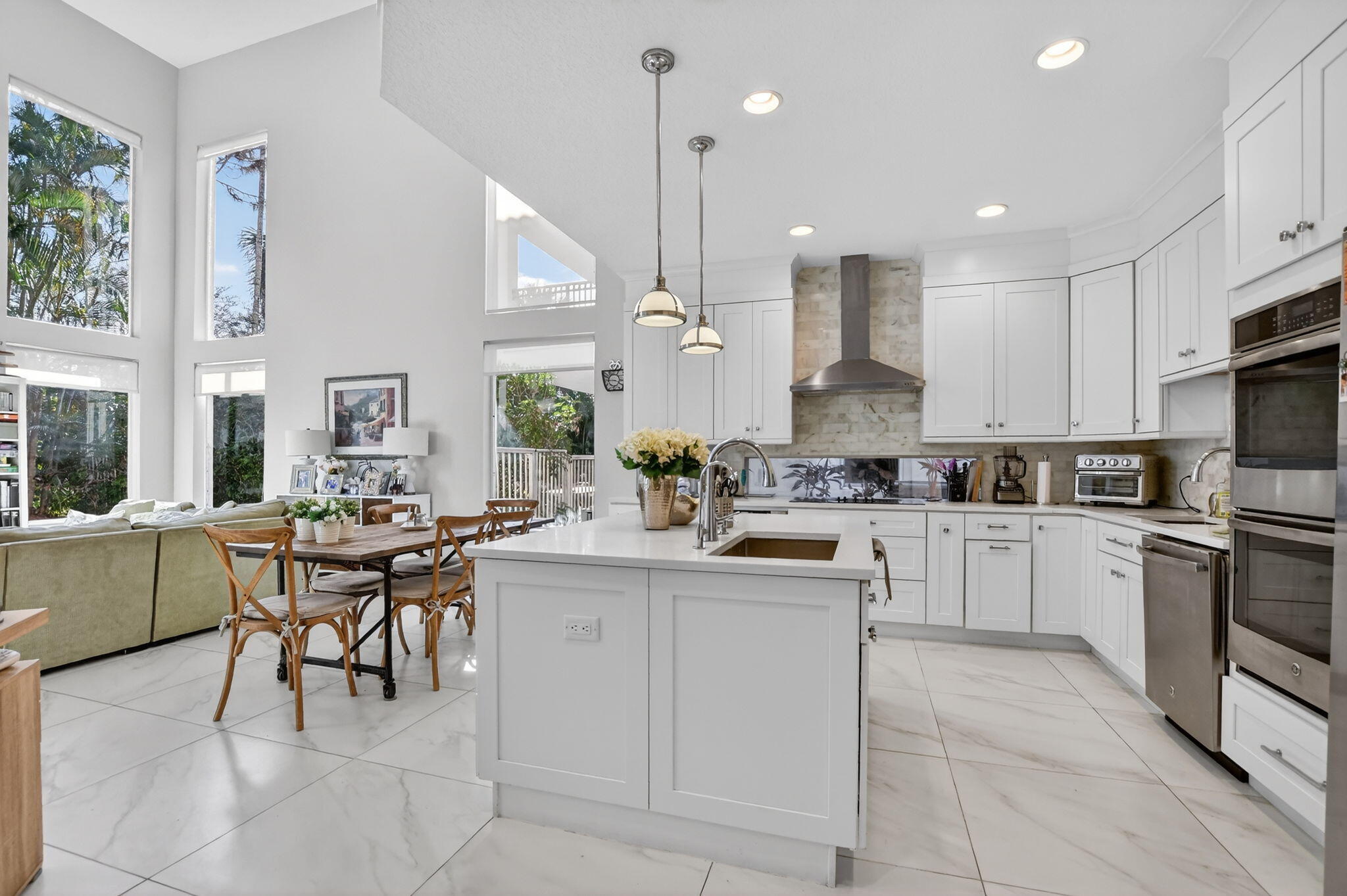 PALMA VISTA - Residential Lease