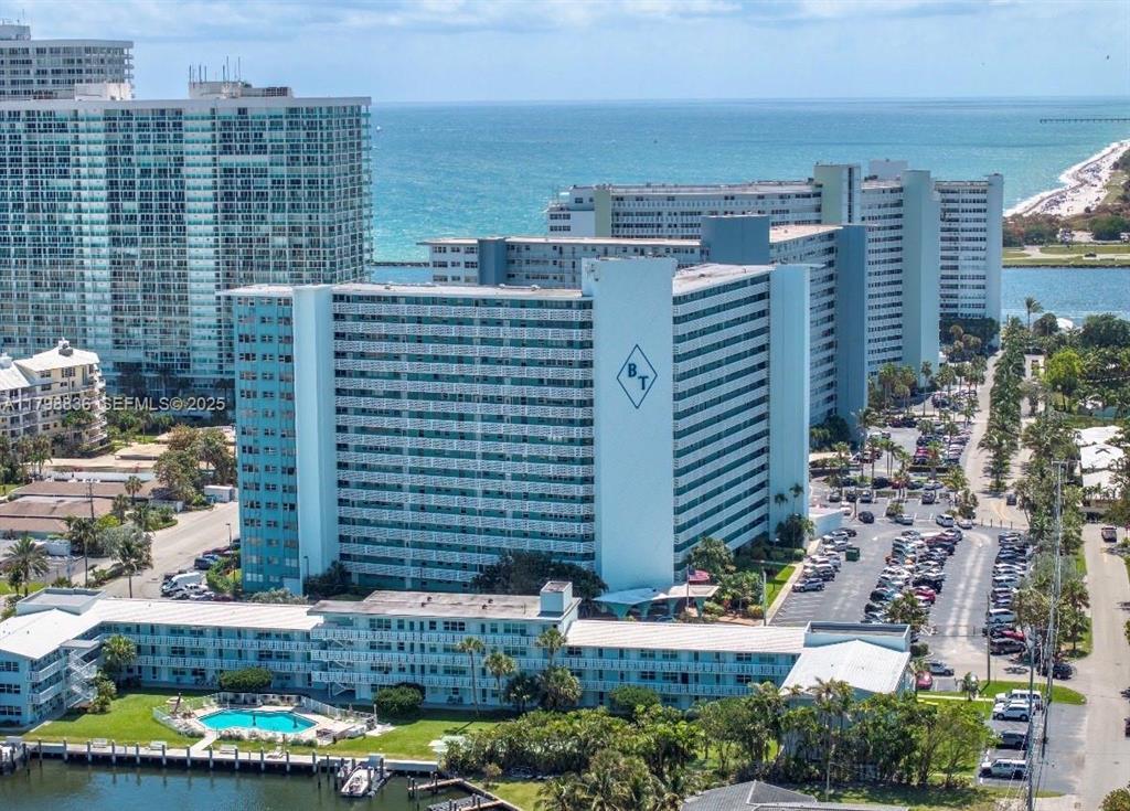 1900 S Ocean Drive 309