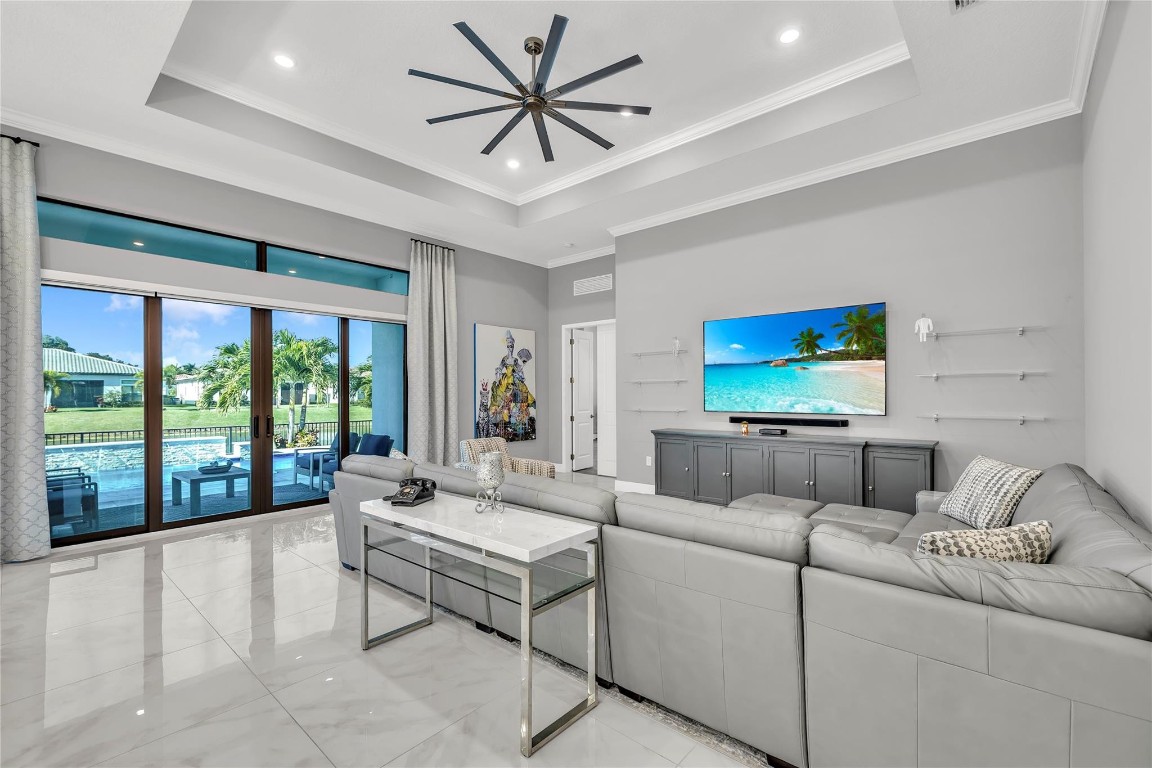 The Falls at Parkland - Residential