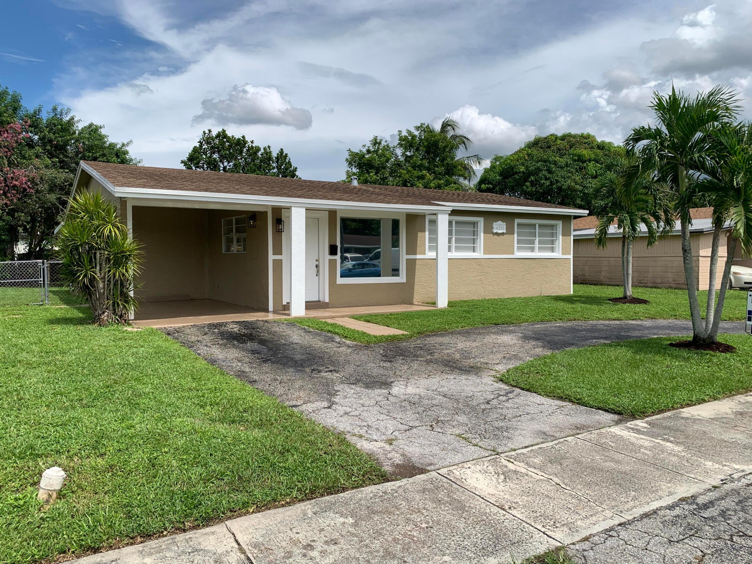 6211 NW 12th Street