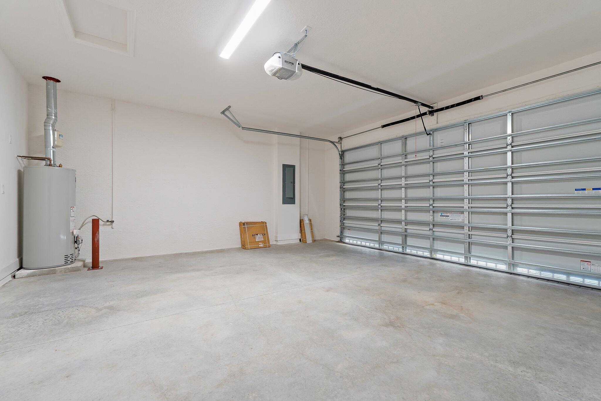 Valencia Grove - Residential