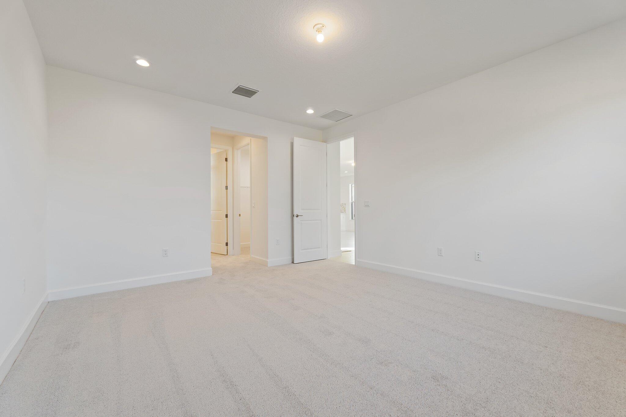 Valencia Grove - Residential