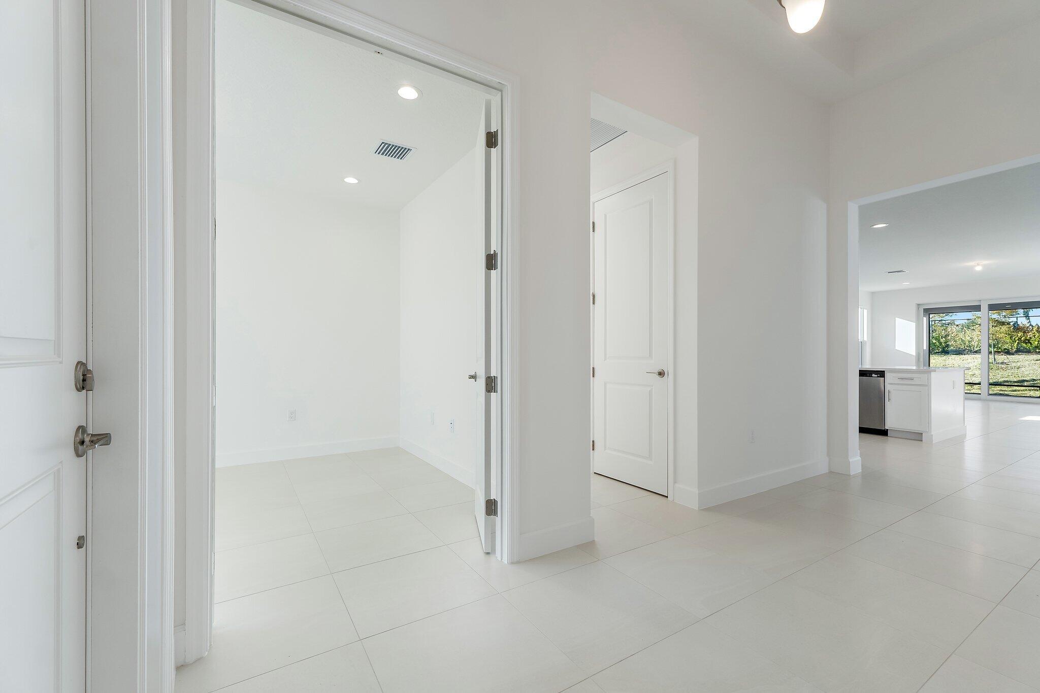 Valencia Grove - Residential