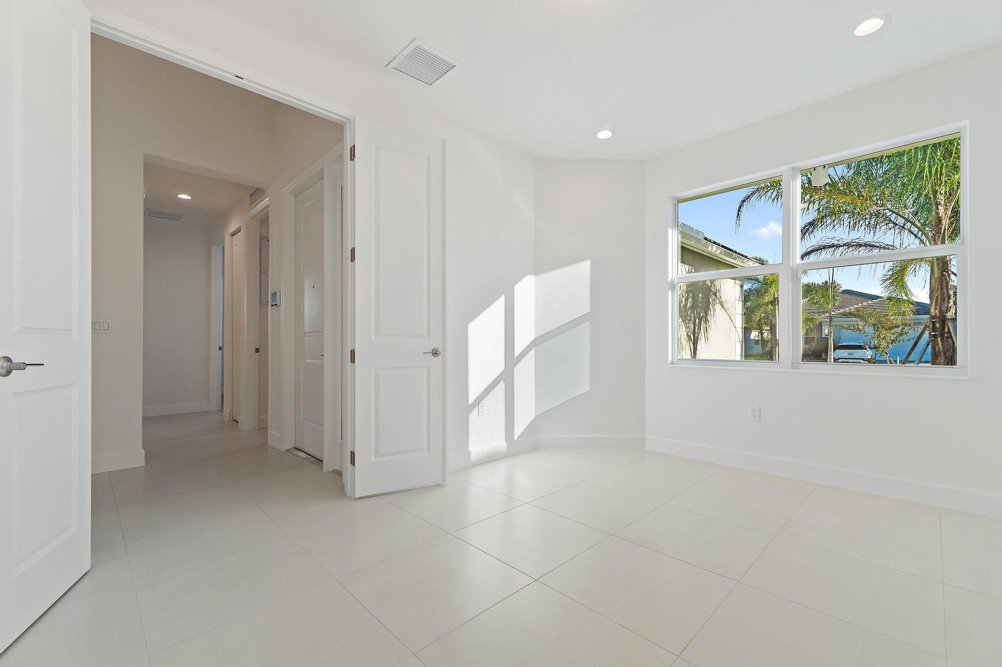 Valencia Grove - Residential